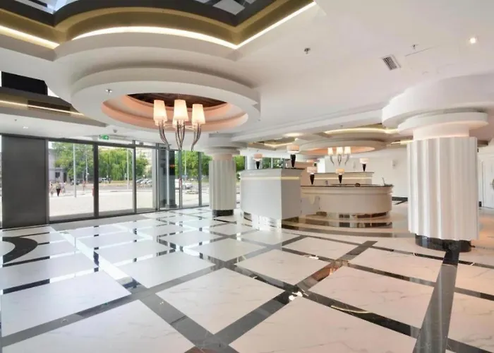 Ms Hanza Tower 20 Floor *